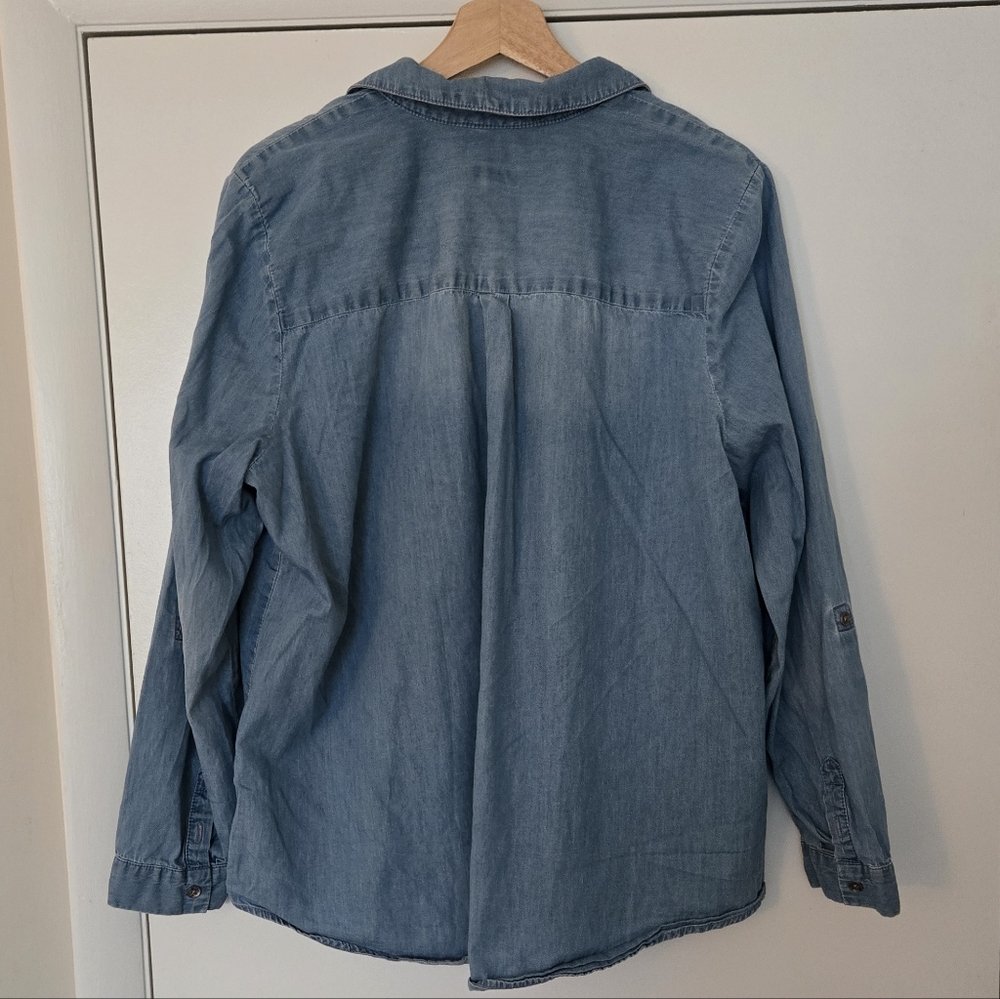 J. Jill 100% Cotton Soft Denim Chambray Shirt Size XL - Picture 2 of 4